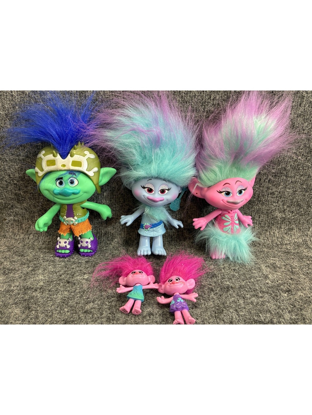 DreamWorks Trolls Action Figure Set - 5 Pieces with Colorful Hair